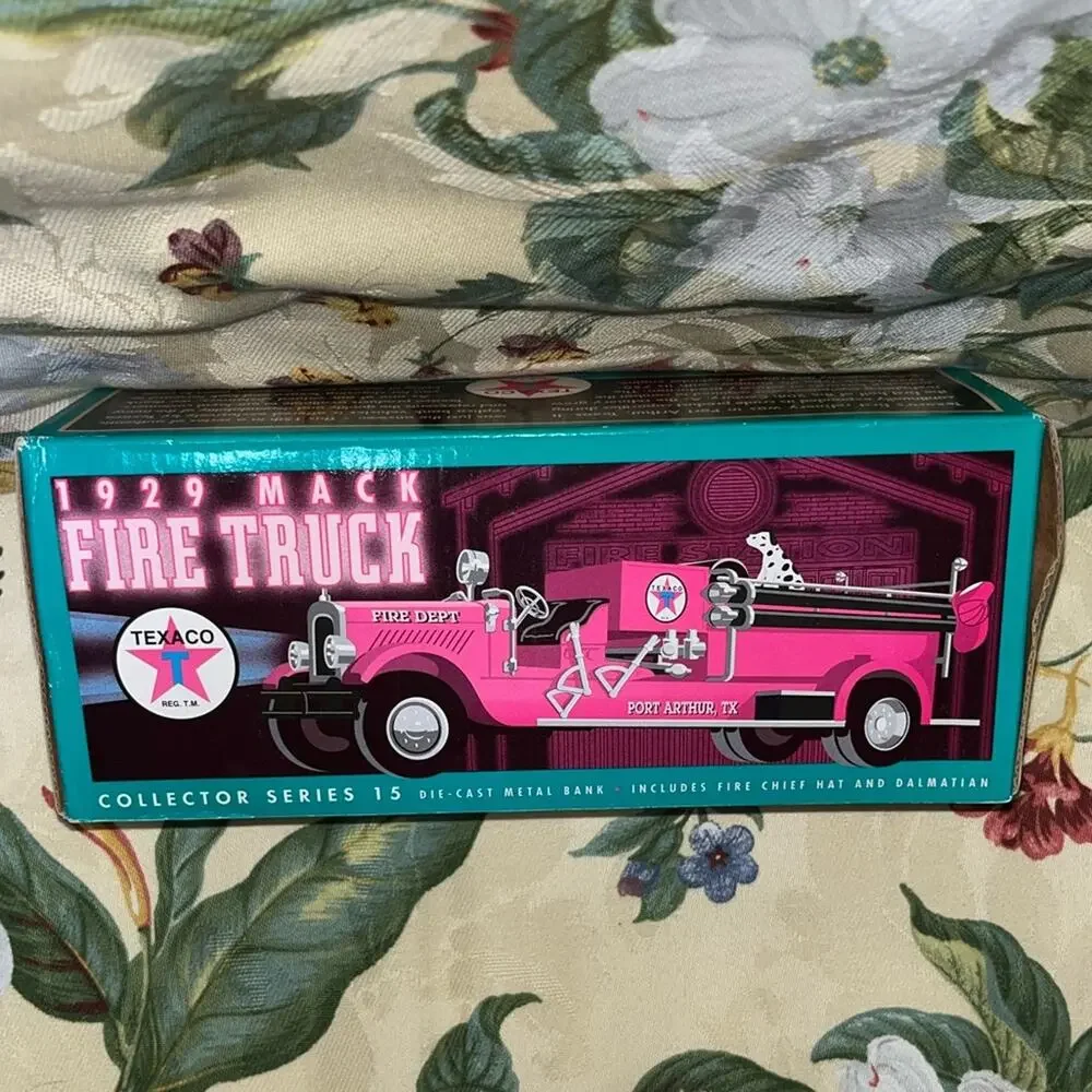 NIB! 1998 Texaco 1929 Mack Fire Truck Bank Collector Series #15